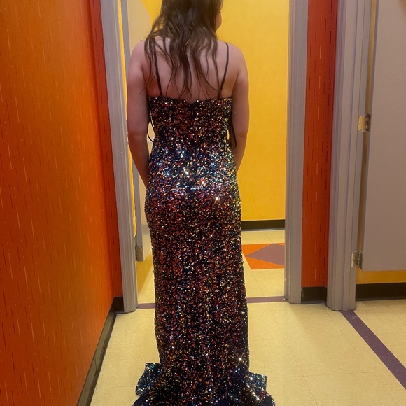 Prom Dress - Picture 4 of 4